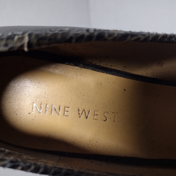 Women's Nine West snake skin heels - Picture 5 of 5